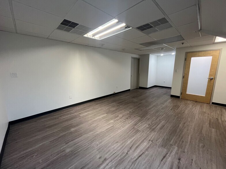 More Photos Of 63 Park St, Andover Office For Lease