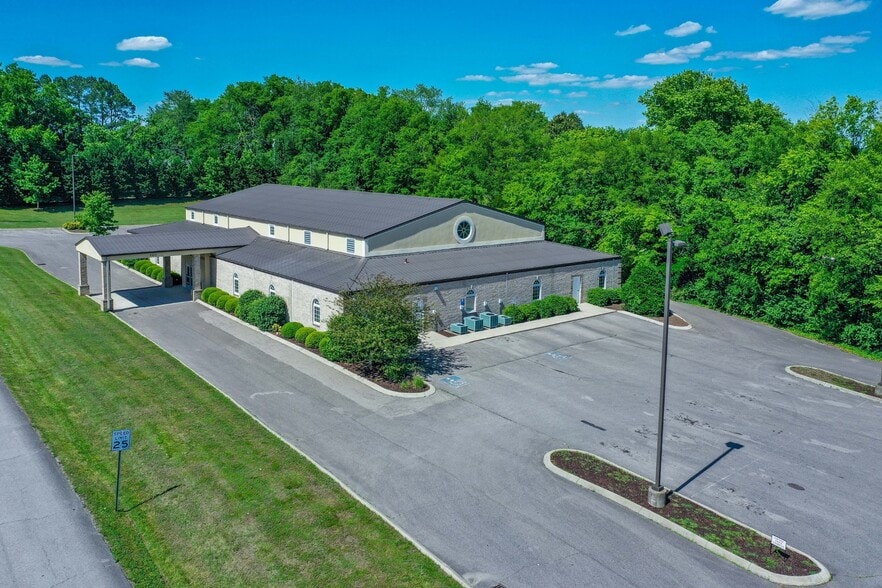 More Photos Of 2602 Trotwood Ave, Columbia Office For Sale
