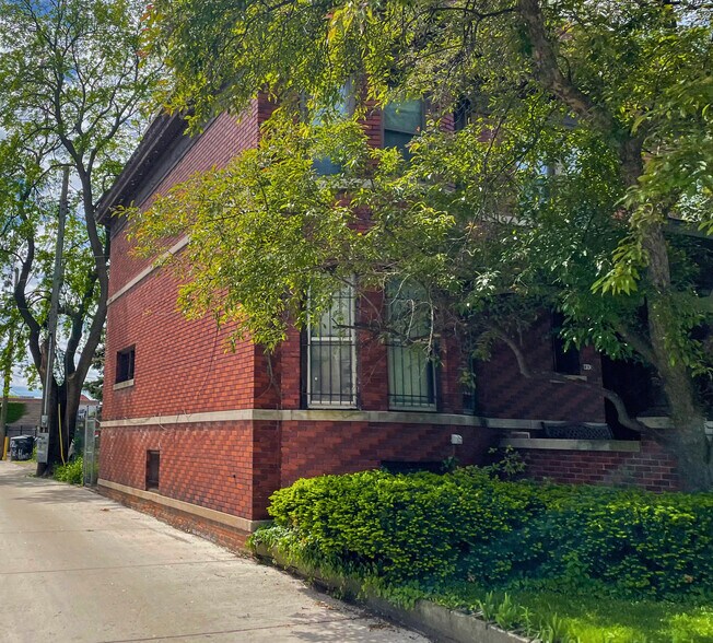 More Photos Of 4742-4754 Anthony Wayne Dr, Detroit Apartments For Sale