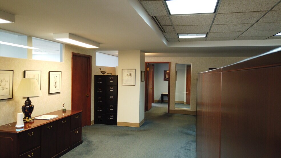 More Photos Of 37 Franklin St, Buffalo Office For Sale