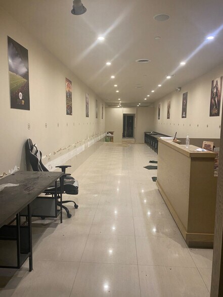 More Photos Of 136-87-136-93 37th Ave, Flushing Storefront For Sale