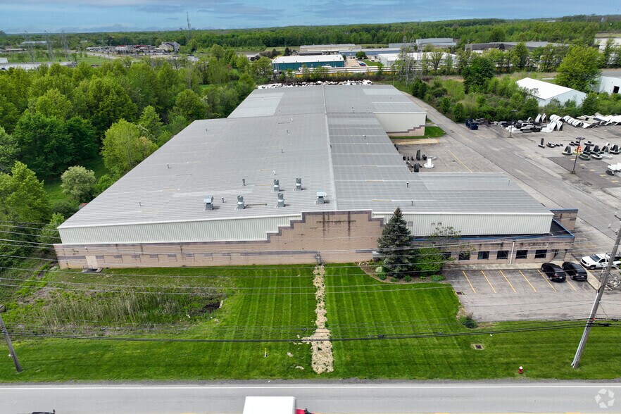 More Photos Of 1350 Moore Rd, Avon Warehouse For Lease