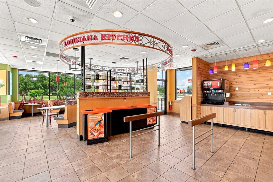 More Photos Of 2161 S Byron Butler Pky, Perry Fast Food For Lease