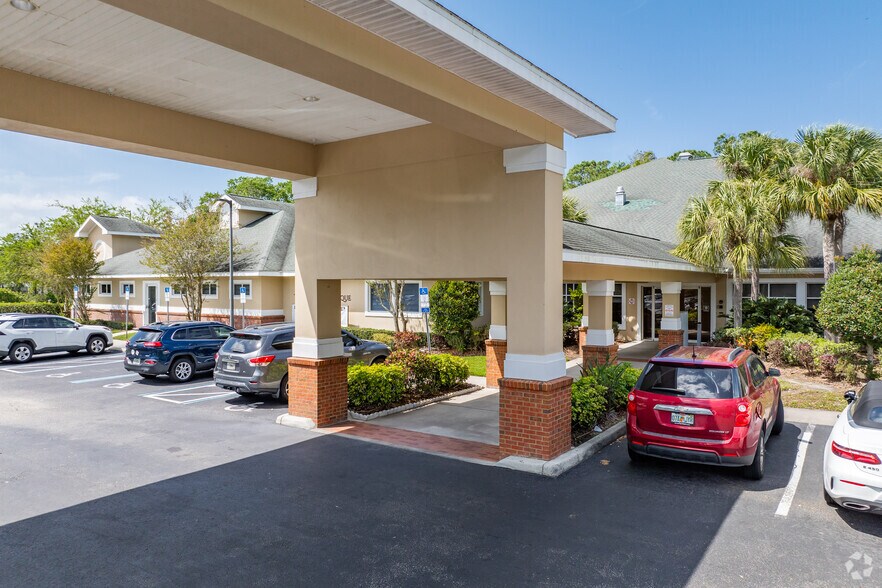 More Photos Of 10909 W Linebaugh Ave, Tampa Medical For Lease