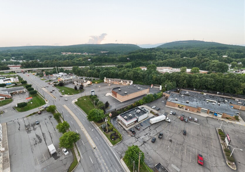 More Photos Of 1777 N Keyser Ave, Scranton Drugstore For Lease