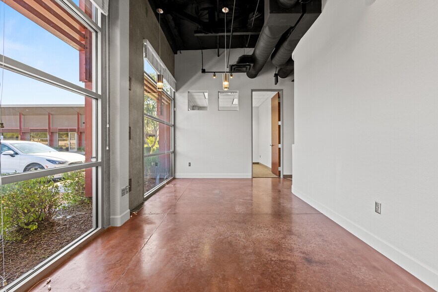 More Photos Of 5425 E Bell Rd, Scottsdale Medical For Sale