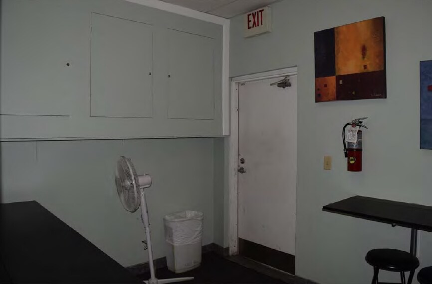 More Photos Of 420-440 S State Road 7, Plantation Auto Dealership For Lease