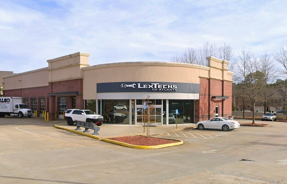 Primary Photo Of 10625 State Bridge Rd, Alpharetta Auto Repair For Sale
