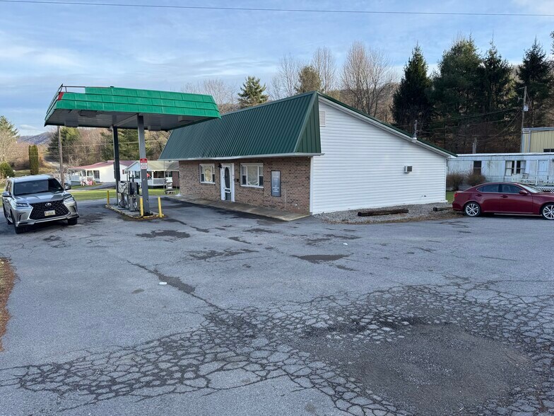 More Photos Of 116 Clear Fork Rd, Tazewell Convenience Store For Sale