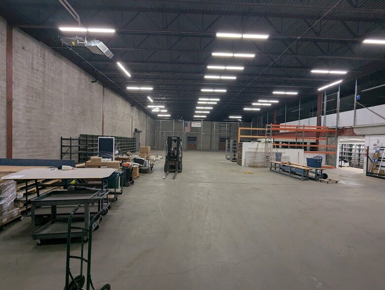 More Photos Of 284 Bliss St, West Springfield Warehouse For Lease