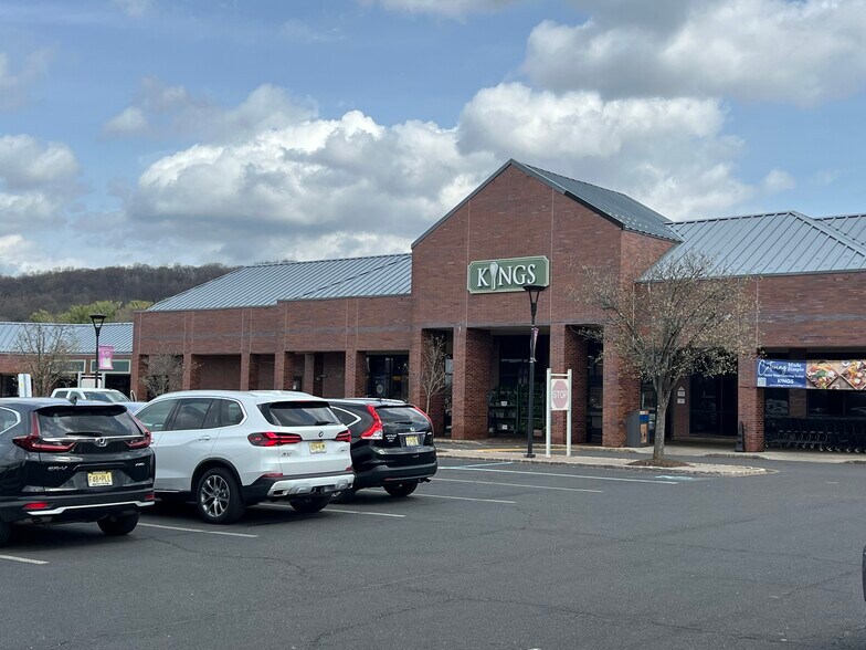 More Photos Of 400-470 US Highway 202/206 Dr, Bedminster Unknown For Lease