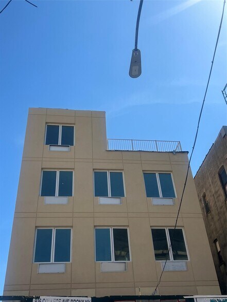 Primary Photo Of 936 College Avenue Ave, Bronx Apartments For Sale