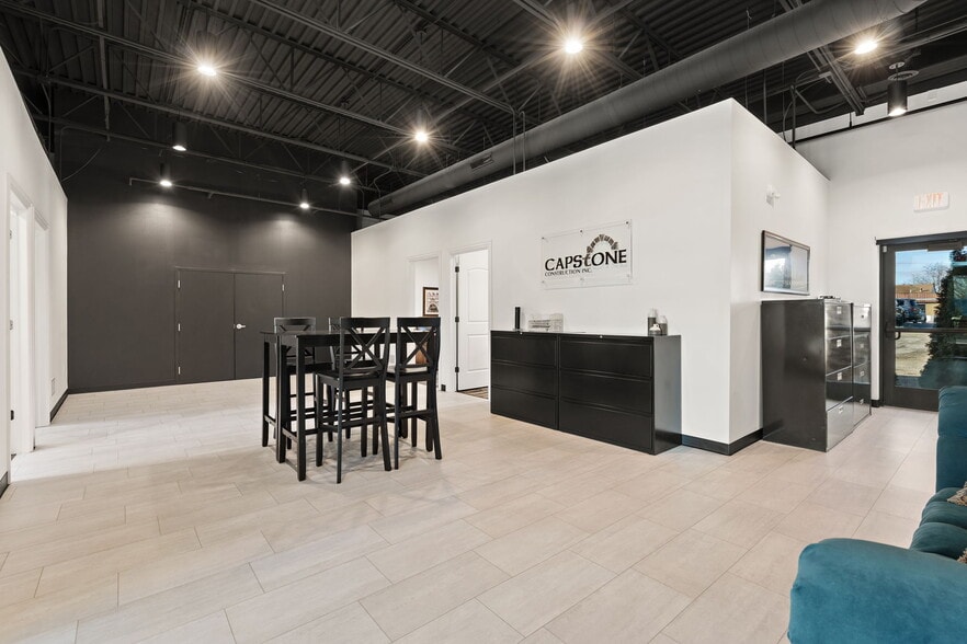 More Photos Of 1120 Lincoln Hwy, Schererville Freestanding For Lease