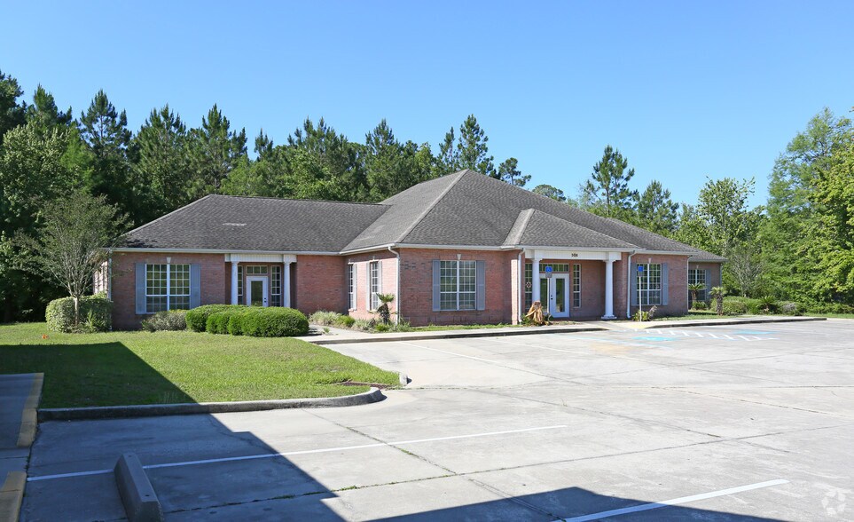 More Photos Of 306 E 19th St, Panama City Medical For Lease