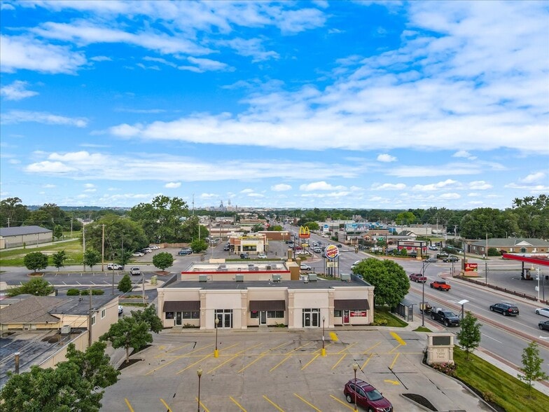 More Photos Of 1505 W Broadway, Council Bluffs Unknown For Lease