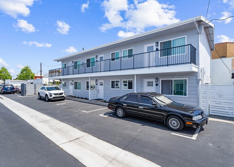 More Photos Of 2027-29 Harbor Blvd, Costa Mesa Apartments For Sale