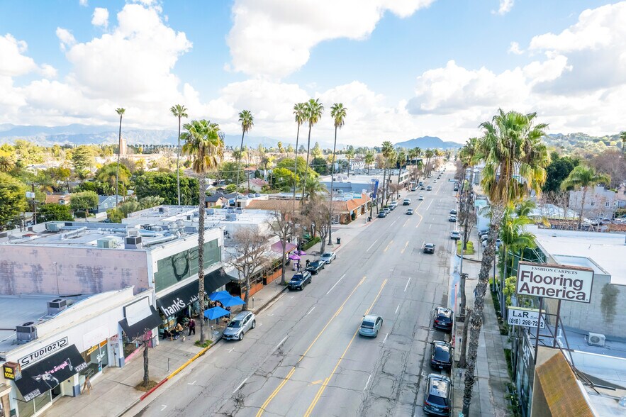 More Photos Of 13539 Ventura Blvd, Sherman Oaks Freestanding For Lease