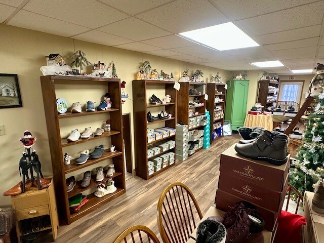 More Photos Of 27160 PA-66, Lucinda General Retail For Sale