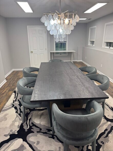 More Photos Of 118 Coalpit Hill Rd, Danbury Office For Lease