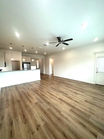 More Photos Of 8406 Cambridge Rd, Tyler Apartments For Sale