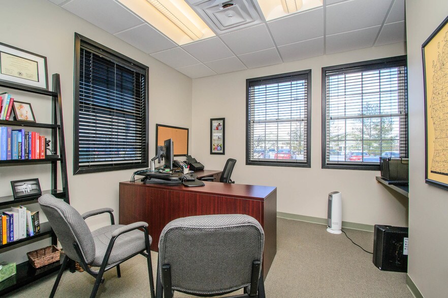 More Photos Of 2433 Oak Valley Dr, Ann Arbor Medical For Sale