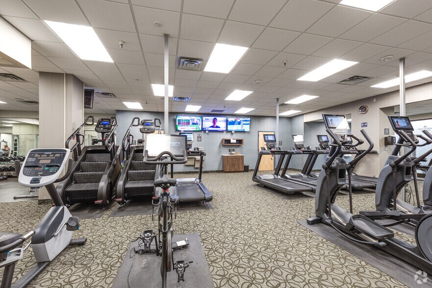 More Photos Of 3600 American Blvd W, Bloomington Office For Lease