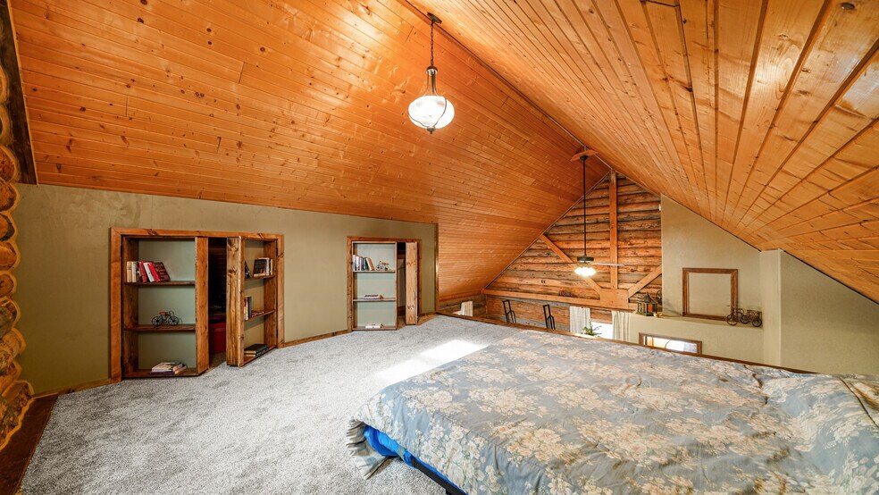 More Photos Of 41 County Road 9, Meeker Specialty For Sale