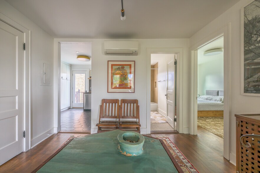 More Photos Of 705 Warren St, Hudson Storefront Retail Residential For Sale