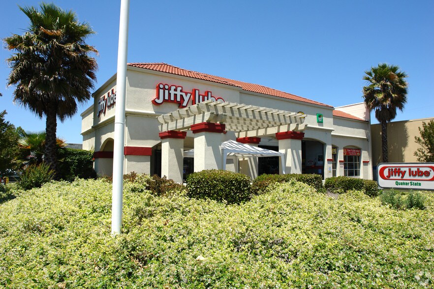 More Photos Of 2151 Monument Blvd, Concord Auto Repair For Sale