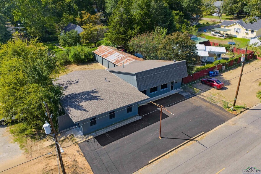 More Photos Of 1709 Bomar St, Marshall Office For Sale