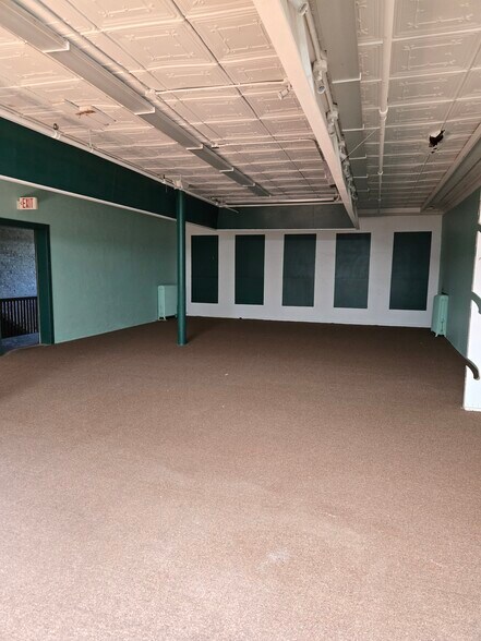 More Photos Of 230 Factory St, Watertown Warehouse For Sale
