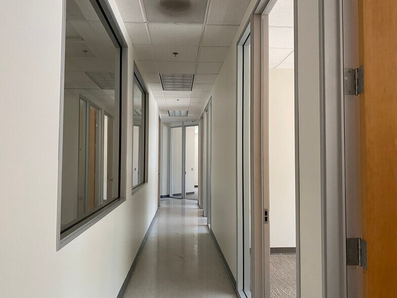 More Photos Of 8845 Irvine Center Dr, Irvine Office For Lease