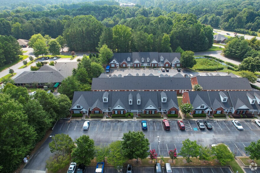 More Photos Of 101 Devant St, Fayetteville Office For Sale
