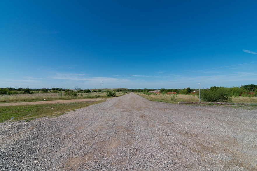 More Photos Of 9605 Fm 812, Austin Warehouse For Lease