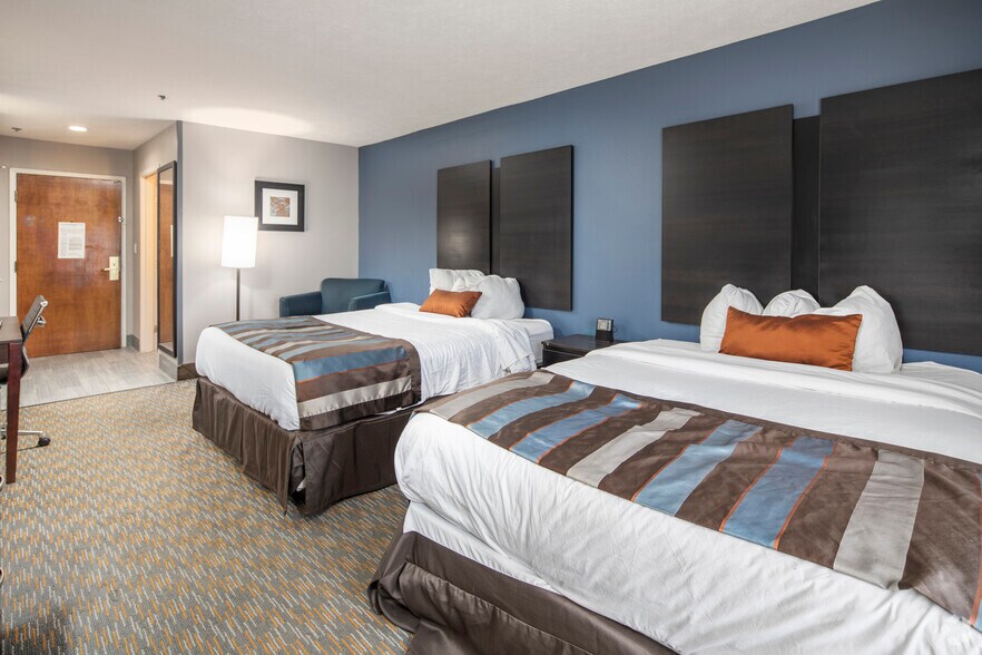 More Photos Of 129 Brickerton St, Columbus Hotel For Sale