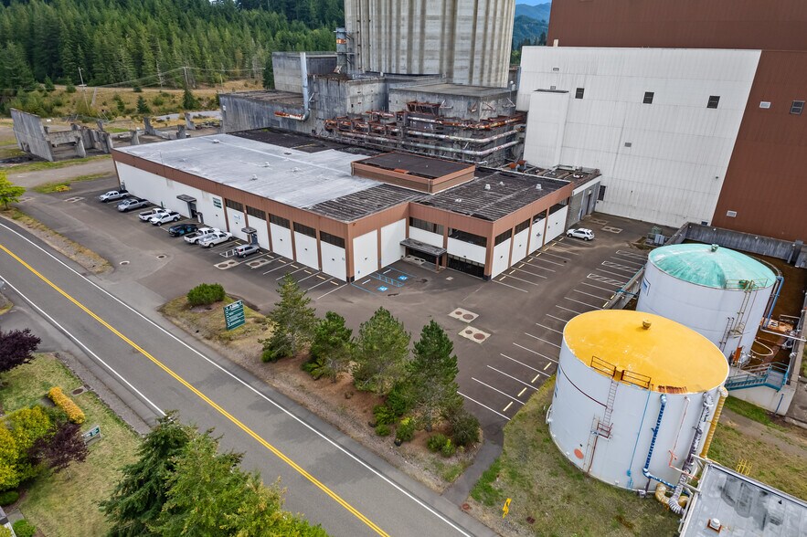 More Photos Of 100 Tower Blvd, Elma Office For Lease