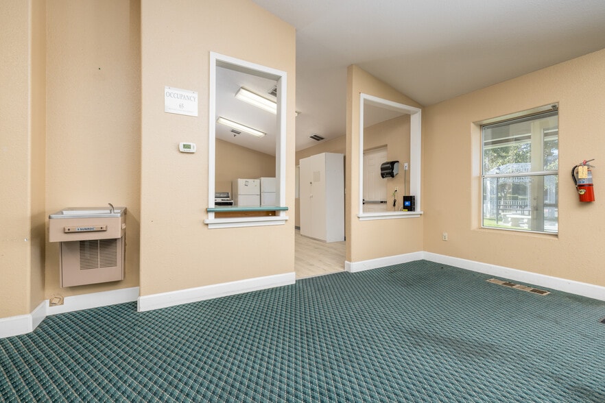 More Photos Of 2127 S Giddings St, Visalia Religious Facility For Sale