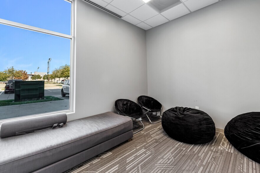 More Photos Of 5805 Main St, Frisco Specialty For Sale