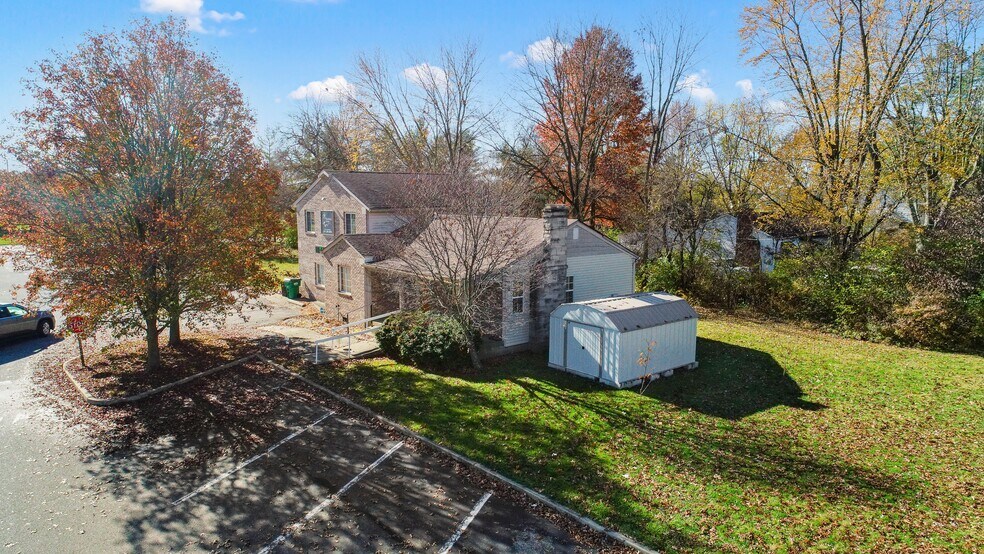 More Photos Of 2048 N Morton St, Franklin Office For Sale
