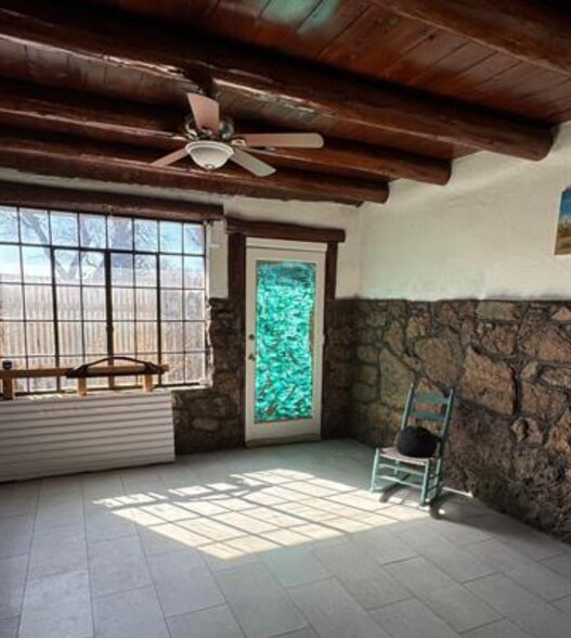 More Photos Of 1133 Grand Ave, Las Vegas Office Residential For Sale