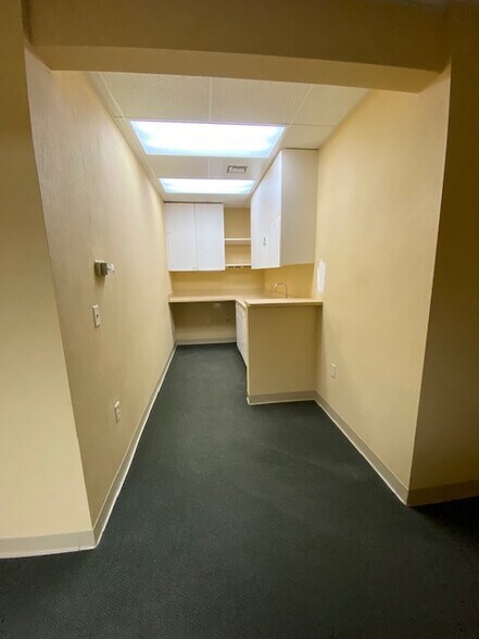 More Photos Of 705 Breedlove Dr, Monroe Medical For Lease