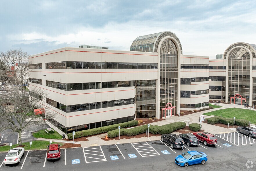 More Photos Of 4075 Monroeville Blvd, Monroeville Unknown For Lease