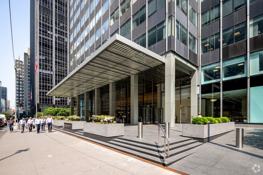 More Photos Of 277 Park Ave, New York Office For Lease