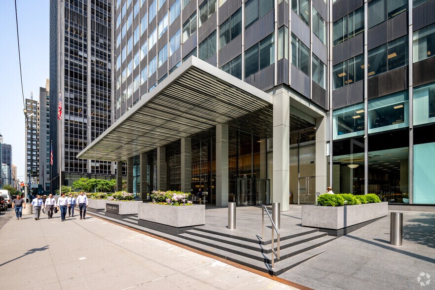 More Photos Of 277 Park Ave, New York Office For Lease