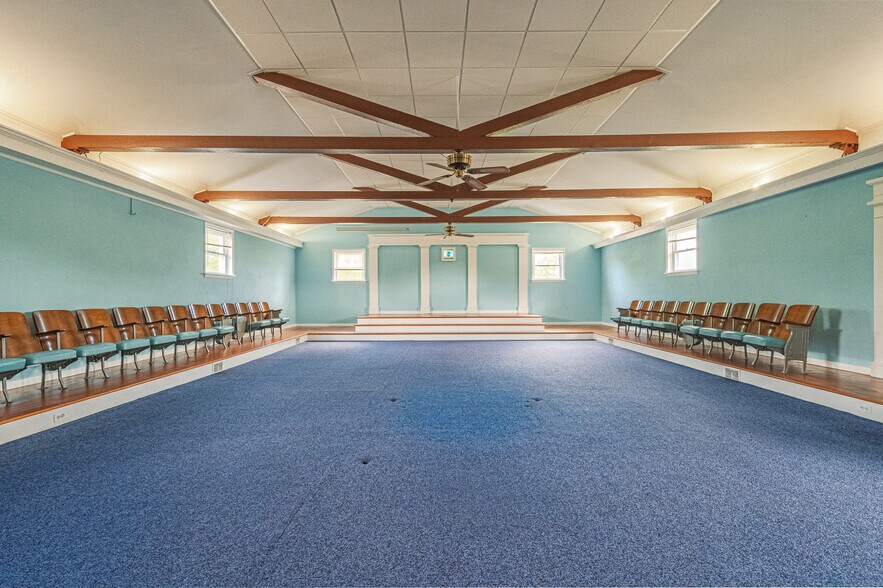 More Photos Of 82 Mill St, Mays Landing Restaurant For Sale