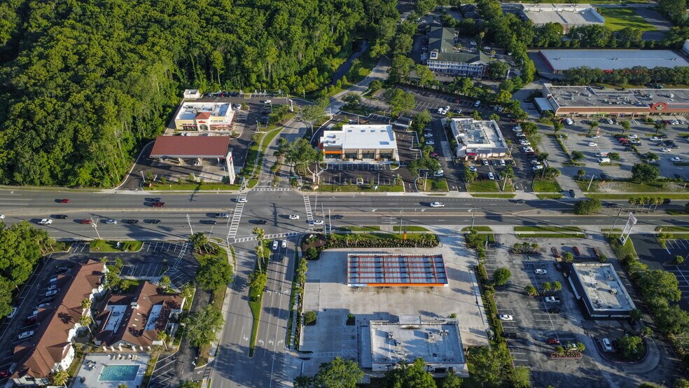 More Photos Of 8730 Baymeadows Rd, Jacksonville Storefront For Lease