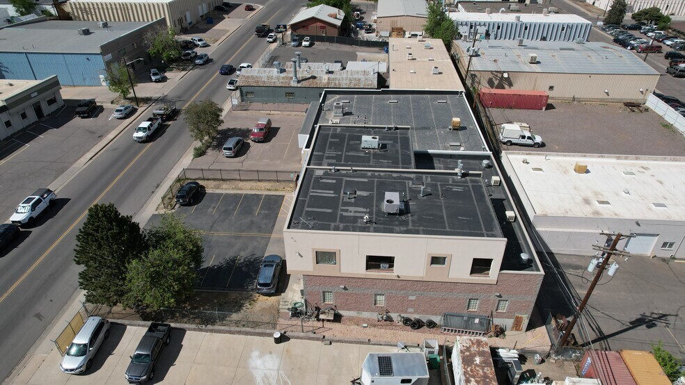 More Photos Of 2970 S Tejon St, Englewood Warehouse For Sale