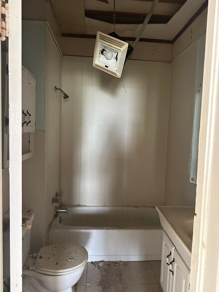 More Photos Of 320 S Morton Ave, Okmulgee Apartments For Sale