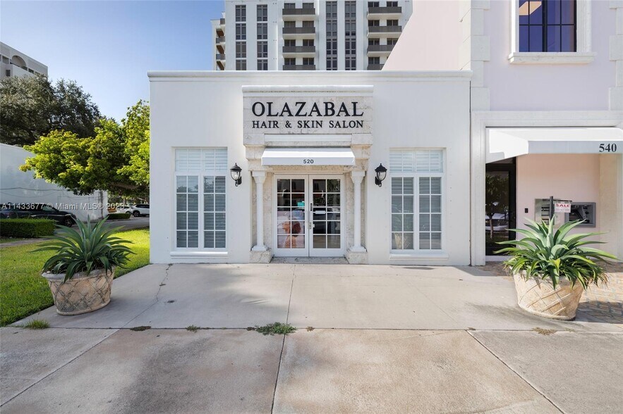 Primary Photo Of 520 Biltmore Way, Coral Gables Storefront Retail Office For Lease