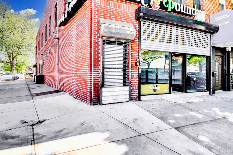 Primary Photo Of 60-35 Fresh Pond Rd, Maspeth Storefront Retail Residential For Lease